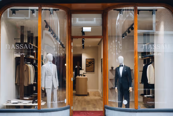 Voorgevel van Nassau Tailors in Enschede